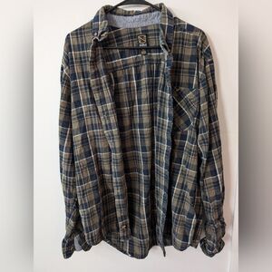 3 for $12 Clearance Noble Outfitters Men's Flannel‎